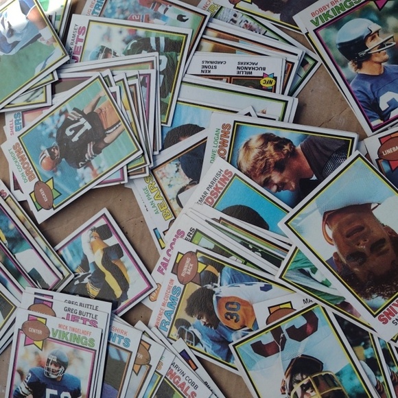 1979 Football Cards - Picture 4 of 5